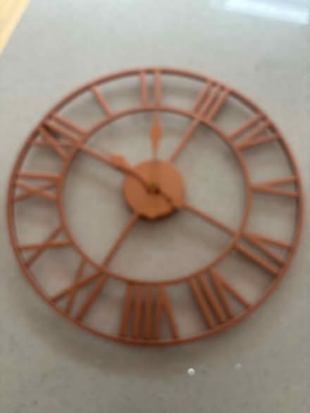 Photo of free Wall clock (Wandsworth Common) #1