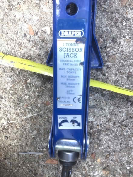 Photo of free Car jack (Wescott RG40) #3