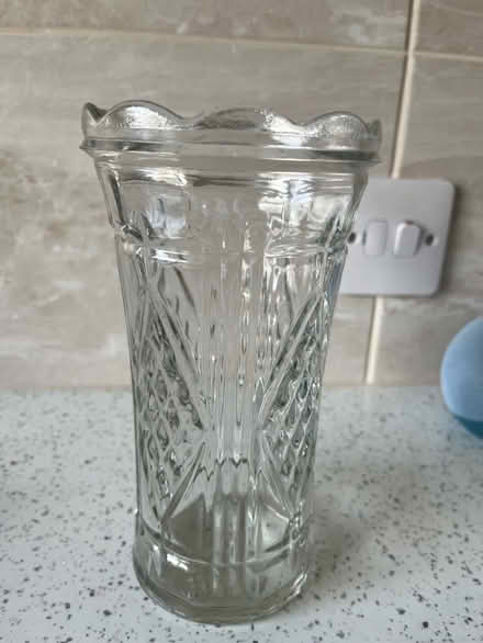 Photo of free 1960 clear vase (Woodchurch CH49) #1