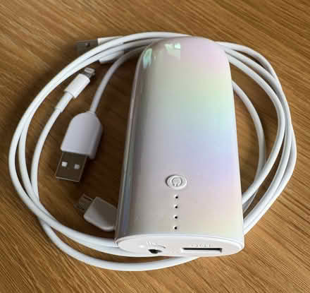 Photo of free Mobile phone powerpack (Trinity BA11) #1