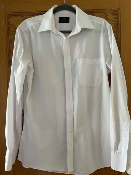 Photo of free White formal men shirts (TW2) #1