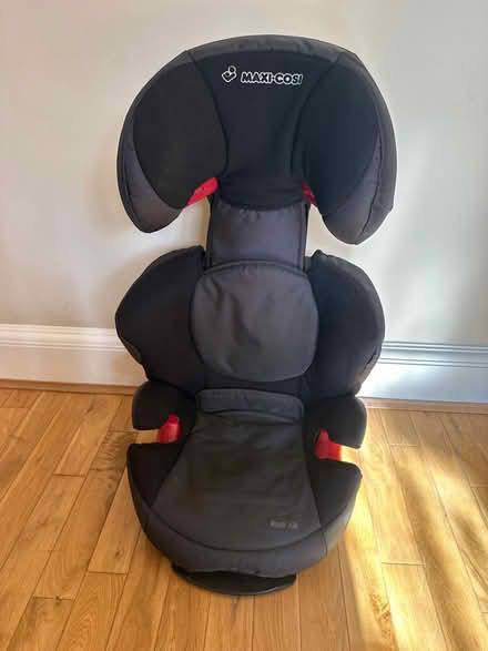 Photo of free Maxi Cosi Car Seat (Comely Bank EH4) #1