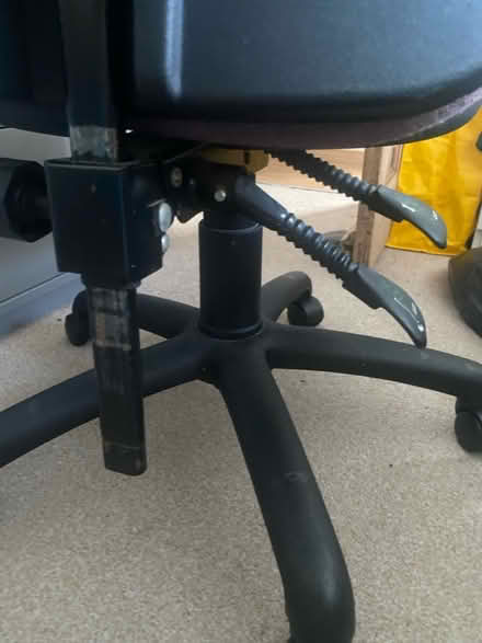 Photo of free Desk chair (Headingley LS4) #3