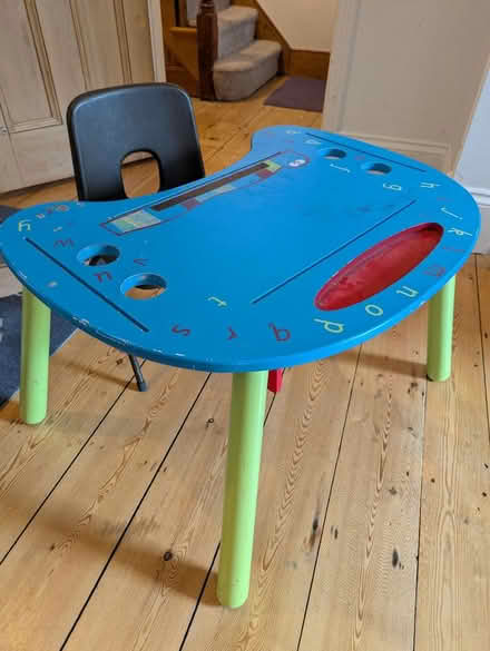 Photo of free Child's desk and chair (Fiveways BN1) #2