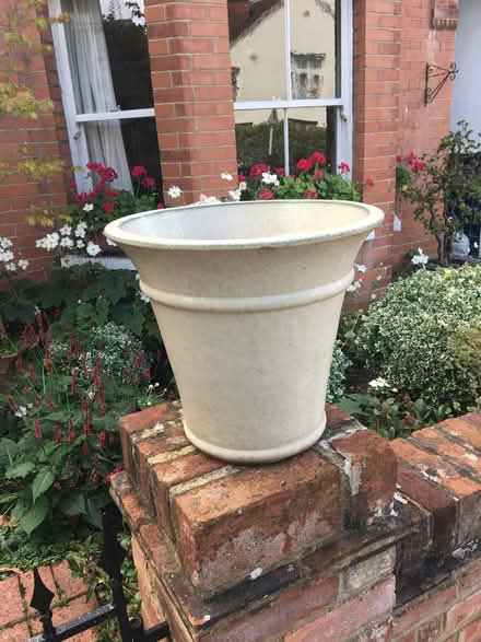Photo of free Outdoor ceramic plant container (Townsend AL3) #1