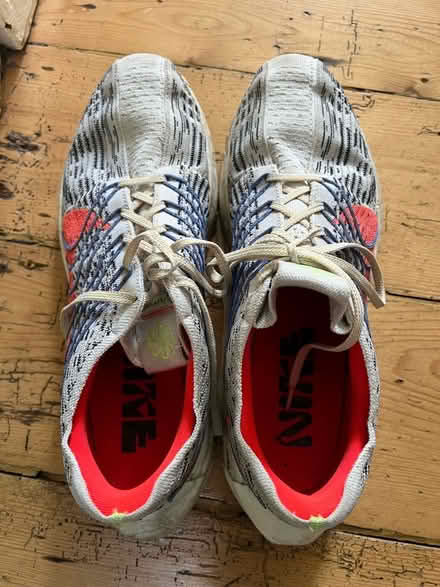 Photo of free Men’s Nike shoes white - used (Jericho OX1) #2