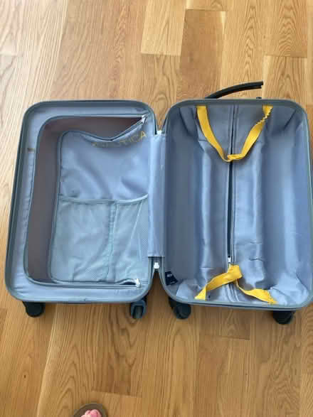 Photo of free Carry-on 4-wheeled roller bag (77 Havemeyer Lane, Stamford) #3