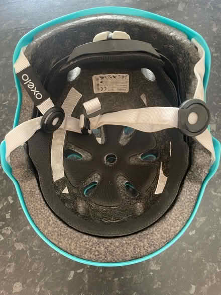 Photo of free Child’s cycling / skate helmet (Tuplin Park TQ12) #1