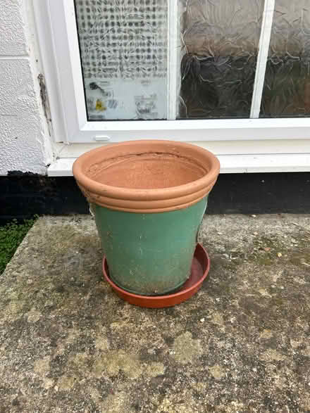 Photo of free Big planter (Bognor Regis PO21) #1