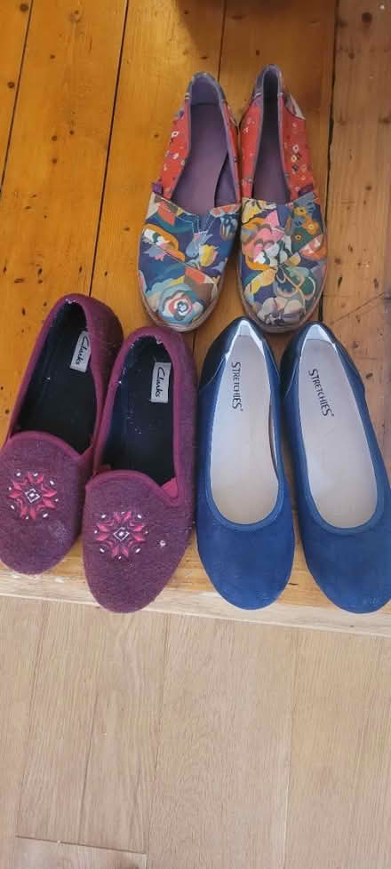 Photo of free 3 pairs of size 6 ladies shoes (Cottingham HU16) #1