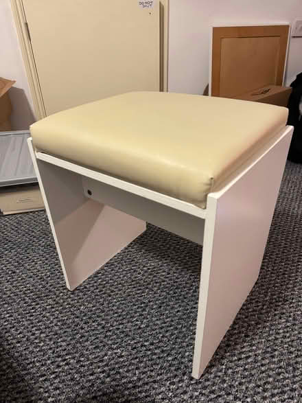 Photo of free Stool (Bexleyheath DA7) #1
