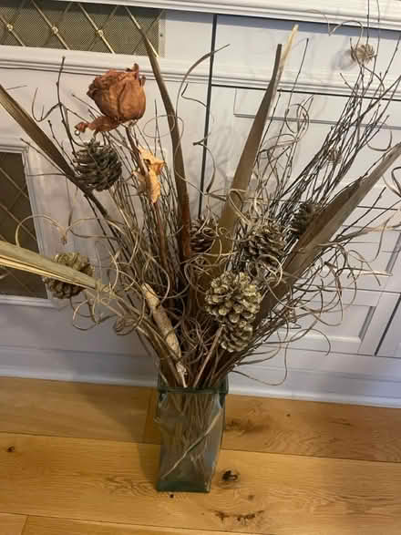 Photo of free Dried flower arrangements (Stanmore, HA7) #3