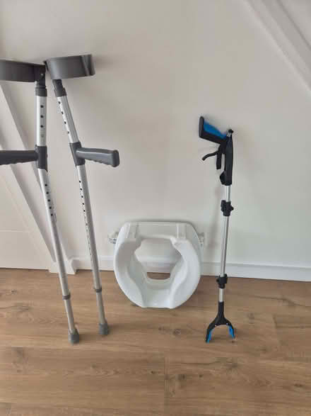 Photo of free Raised loo seat and grabber (Radford Park GU30) #2