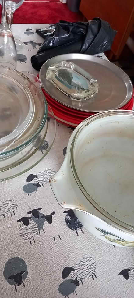 Photo of free oven dishes and more (Histon) #1