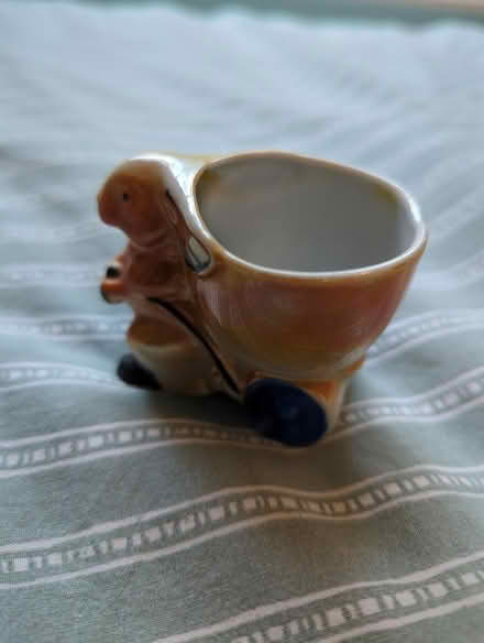 Photo of free An interesting egg cup (HR9) #2