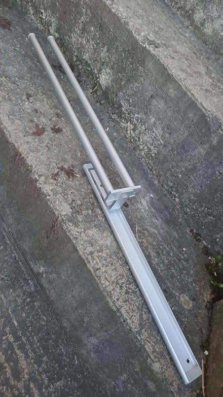 Photo of free Under cabinet extending towel rail (Highworth SN6) #3