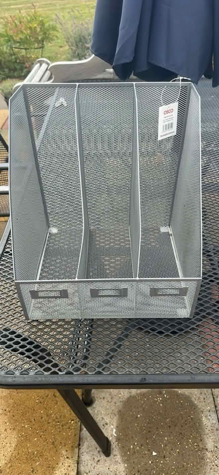 Photo of free Metal magazine holder (Kemsing) #1