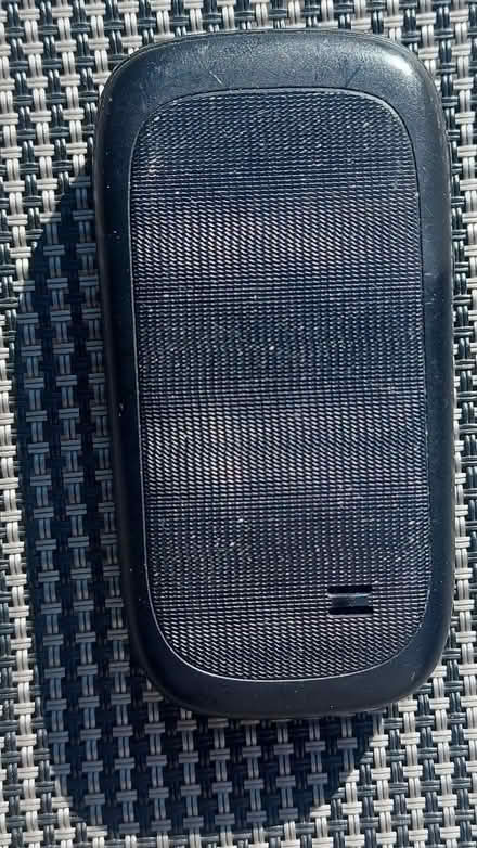 Photo of free AT&T ZTE Z223 flip phone (Broadview and Gerrard) #2