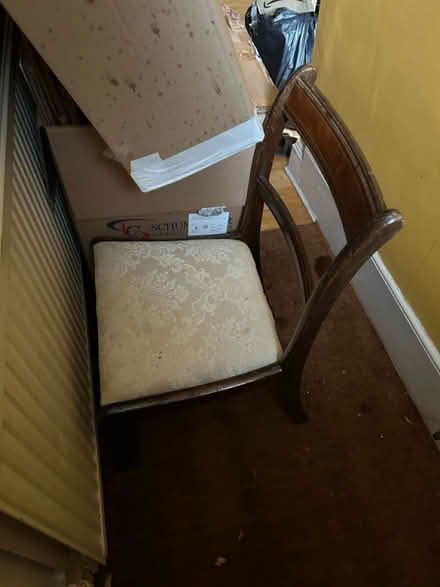 Photo of free Chair (Queen’s Park NW6) #1