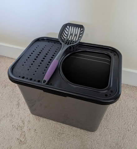 Photo of free Petmate top entry litter pan (Baltimore) #2