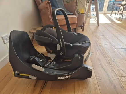 Photo of free Car seat (Teddington) #1