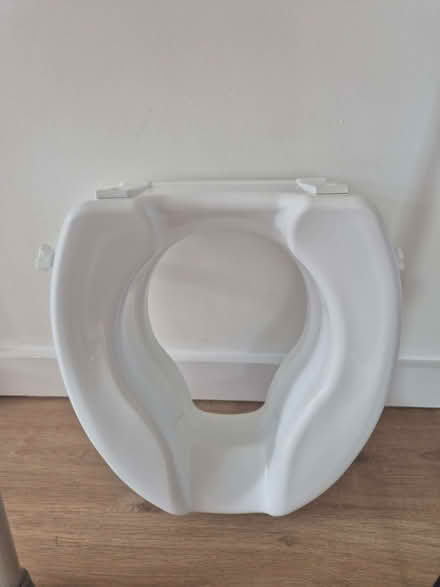 Photo of free Raised loo seat and grabber (Radford Park GU30) #1