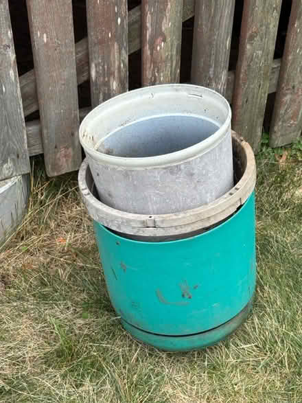 Photo of free Garden hose, pots and shears (Wilmington) #3