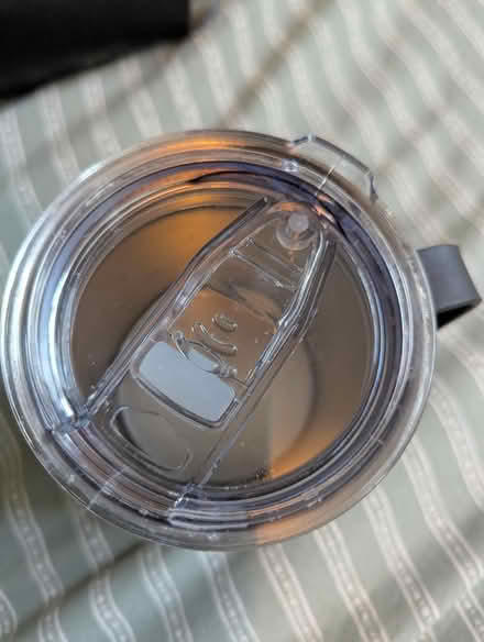 Photo of free 2x Metal travel mugs with lids (HR9) #2