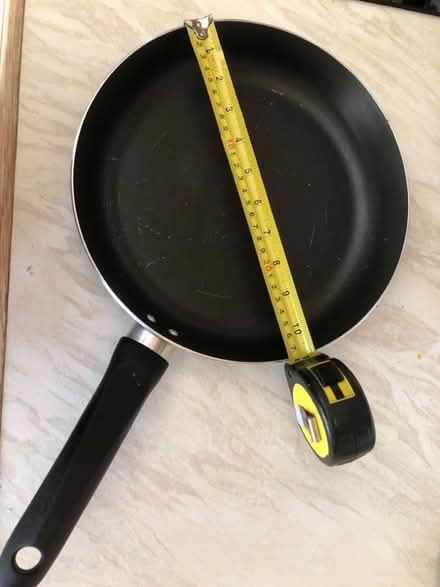 Photo of free 11” frying pan (Walderslade Bottom ME5) #1
