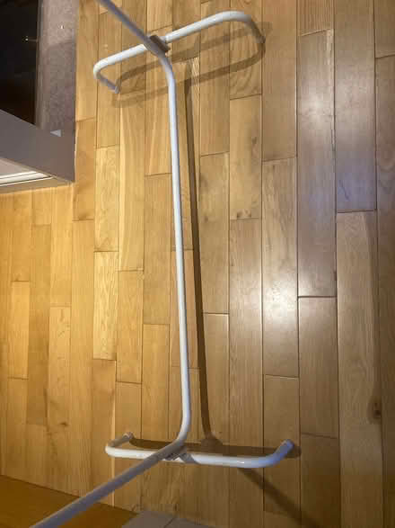 Photo of free Hanging rail (Edinburgh EH5) #2