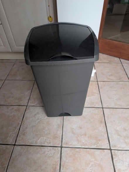 Photo of free Kitchen bin (Worcester - WR5) #1