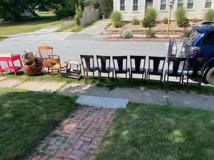 Photo of free Curbside Newburyport furniture (North Atkinson St. Newburyport) #2