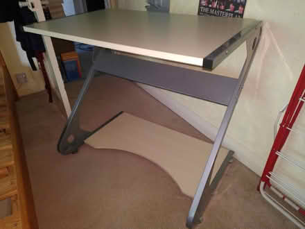 Photo of free Desk (Handbridge CH4) #1