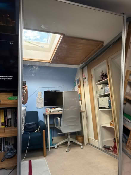 Photo of free sliding mirrored doors and rails (Merchiston EH10) #1