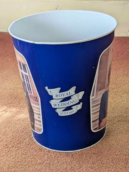 Photo of free Collectible Royal Wedding Waste Bin (Mold CH7) #2