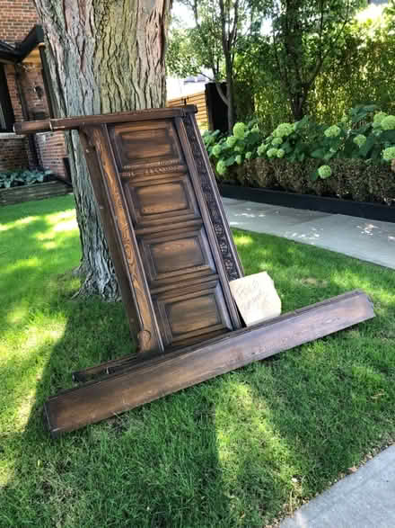 Photo of free Wood bedroom set (North York) #1