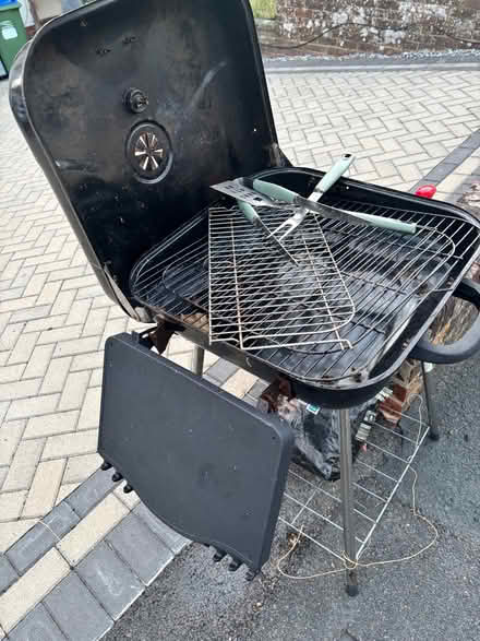 Photo of free Barbecue and coals (Wallands Park BN7) #2