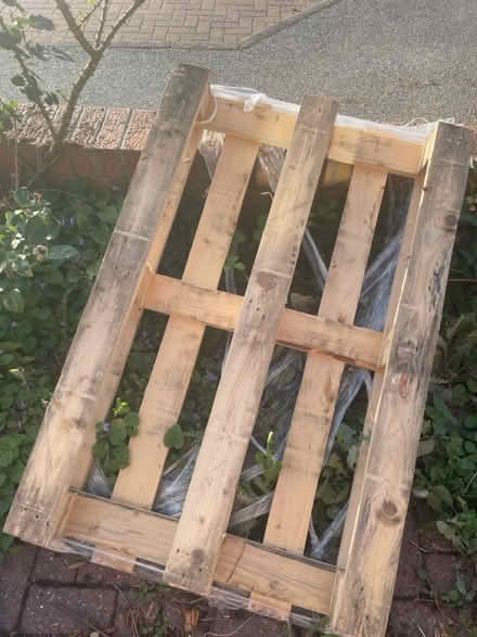 Photo of free Wood crate (NE34 7hz) #1