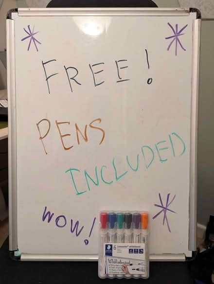 Photo of free Small whiteboard and pens (HR9) #1