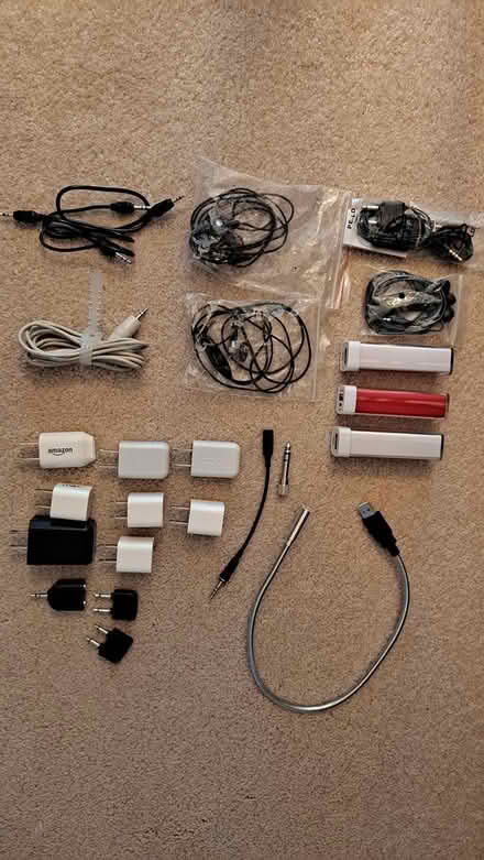 Photo of free Charging blk, headphones, pwr banks (Off of Rt 206 and Triangle Rd) #1