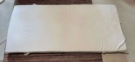 Photo of free John Lewis MATTRESS TOPPER 90 x 190cm (Kingston Gate KT2) #2