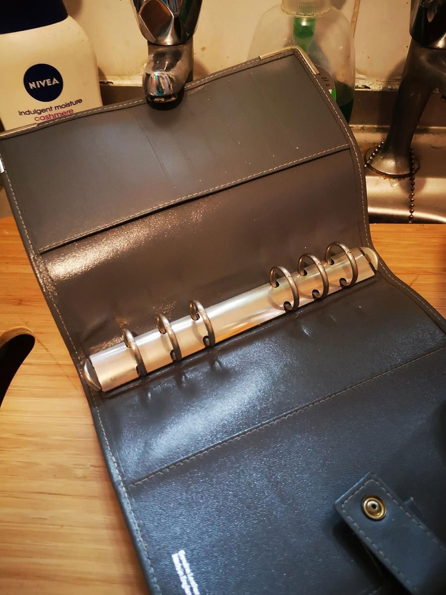 Free: Filofax cover (SE19)