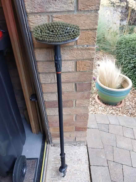 Photo of free Gardena long handled car wash brush (Bancroft MK13) #1