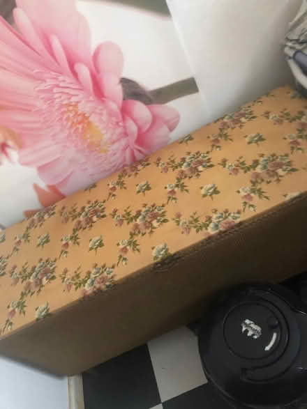 Photo of free Vintage ottoman (Redditch B98) #1