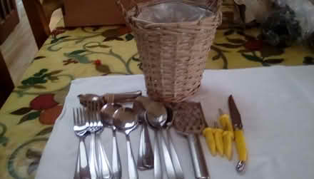 Photo of free Cutlery and basket (Priorslee TF2) #1