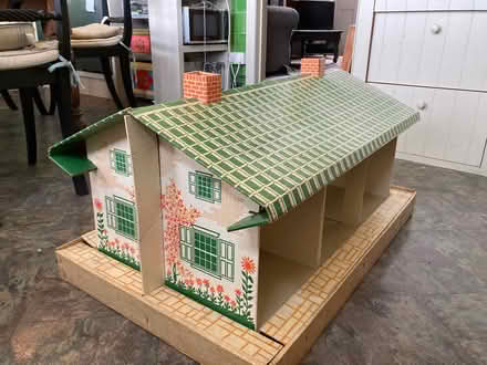 Photo of free Vintage Cardboard Dolls House (Oldfield Park) #1
