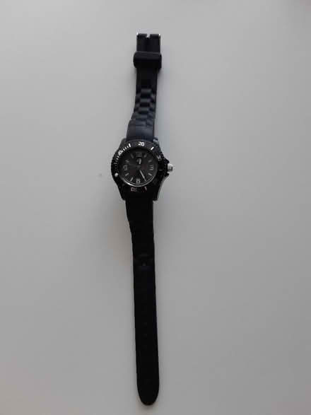 Photo of free Small watch with swivel bevel, needs a new battery (South Ham RG22) #1