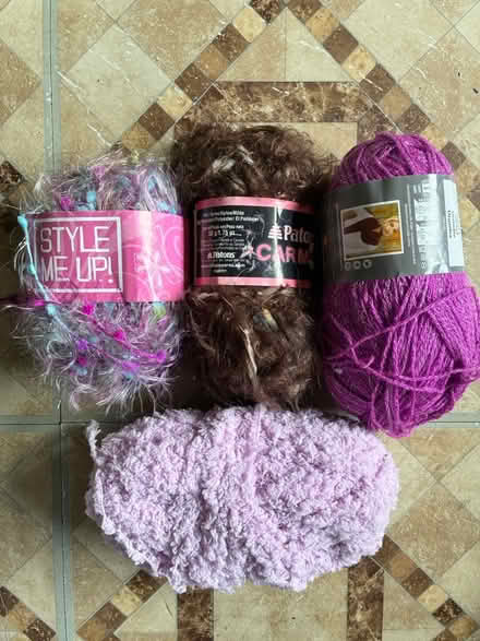 Photo of free Yarn (1711 Randall Avenue, Bronx) #1