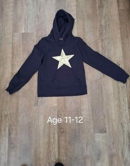 Photo of free Girls Hoodie (Garston WD25) #1