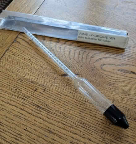 Photo of free hydrometer (Llansantffraid SY22) #1
